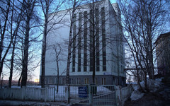 В Кирове начали работы по подсветке фасадов зданий