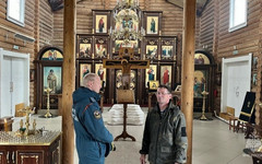 Кировские спасатели проверили готовность храмов перед Пасхой