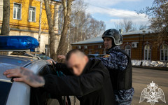 В Кирово-Чепецке задержали мужчину, избившего прохожего