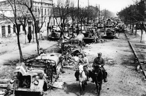 Освобожденная Одесса. 10 апреля 1944 года.