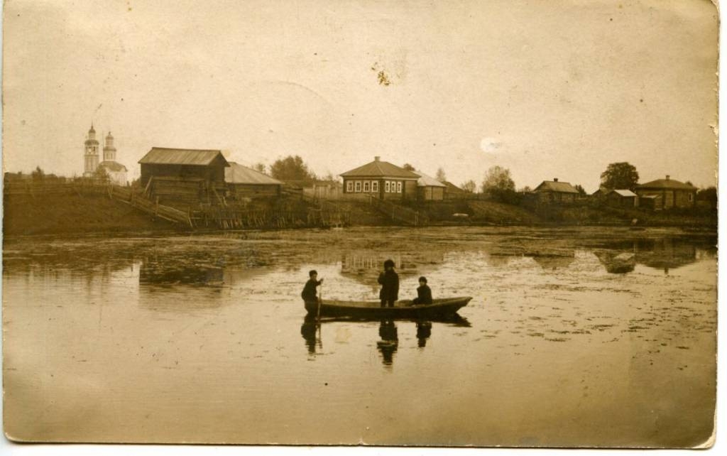 Старые фото: речка Сандаловка, село Макарье.