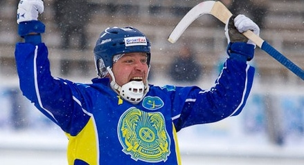 Игрок кировской "Родины" вызван в сборную Казахстана по хоккею с мячом