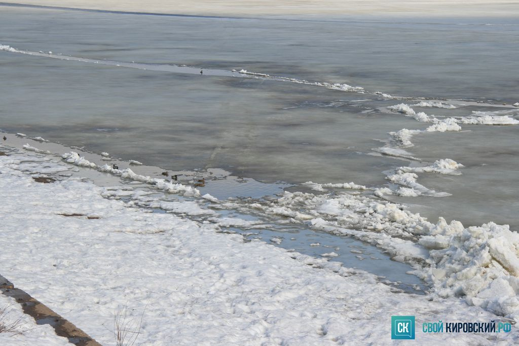 На Вятке в районе Кирова тронулся лёд
