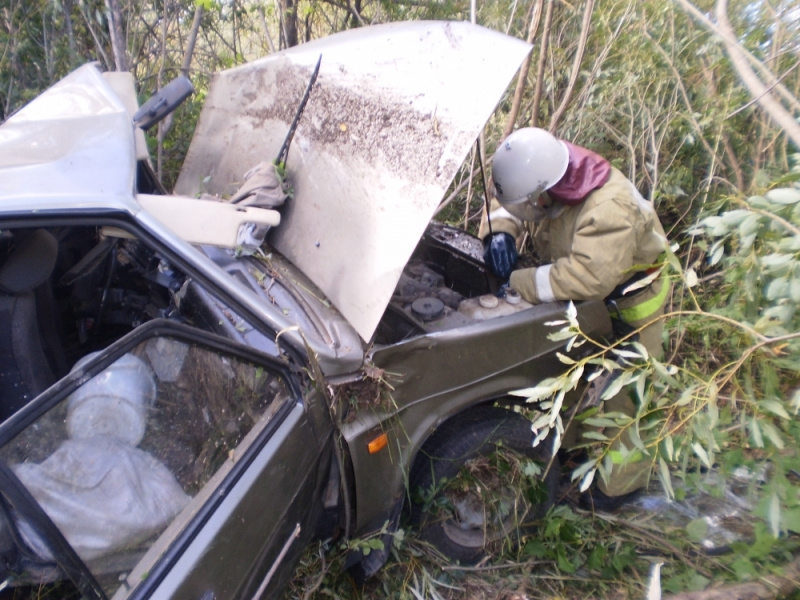 В Пижанском районе Кировской области с дороги в кювет вылетел автомобиль