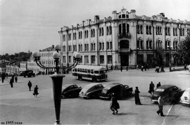 Советские высотки и дореволюционный ТРЦ. Какой была и какой стала улица Ленина