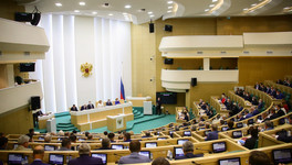 Сенаторы от Кировской области заработали на двоих 18,5 миллионов рублей
