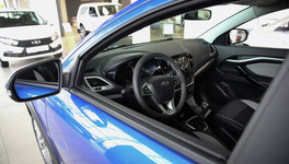 АвтоВАЗ возобновил производство Lada Vesta со всеми опциями