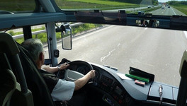 В Кирово-Чепецке водитель автобуса работал без прав