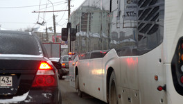 В администрации Кирова рассказали о частых задержках автобусов № 33