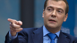 Дмитрий Медведев обсмеял возможное создание ордена Степана Бандеры на Украине