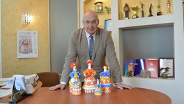 Дымковская игрушка стала талисманом ежегодных конкурсов для бухгалтеров и юристов Кировской области