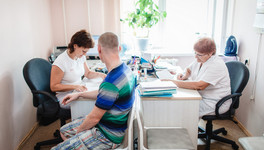 В Кировской области увеличат зарплату врачам, ведущим амбулаторный приём