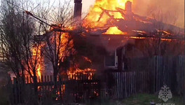 В Котельниче сгорел жилой дом