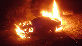 Ночью на Сурикова сгорел «Форд Фокус»