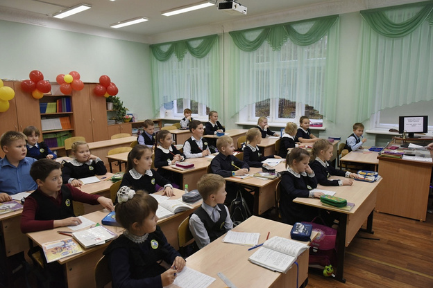 «В решении проблем региона «хлеба» точно хватит на всех»: Мария Бутина о работе в Госдуме, молодых учителях, оружии и инновационном потенциале Кировской области
