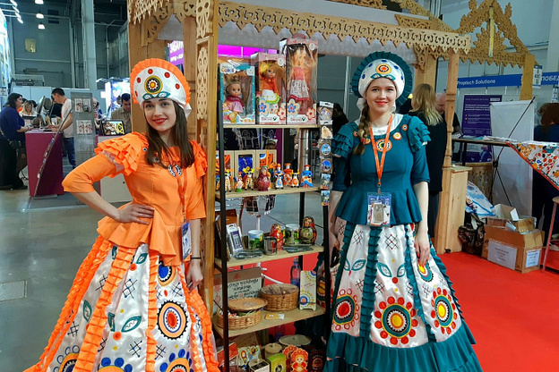 Дымковские барыни, Кикимора Вятская и Вятский воевода представляют регион на крупнейшей туристической выставке в Москве