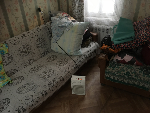 Жильцы аварийного дома на Володарского, 72а больше не мёрзнут благодаря активистам ОНФ