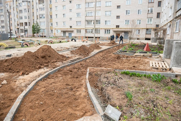 В Кирове по проектам поддержки местных инициатив ремонтируют 48 дворов