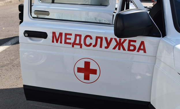 В Кирове у поликлиники № 5 на Ленина заметили скорую помощь, полицию и пожарных