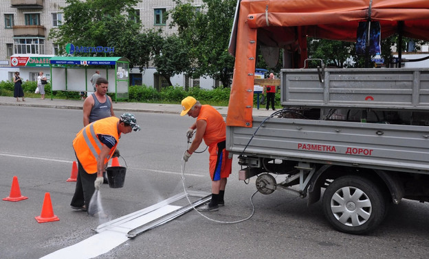 Дорожники купят новую технику для нанесения разметки в Кирове