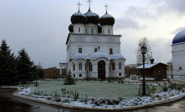 РПЦ призвала россиян не ходить в храмы на Рождество