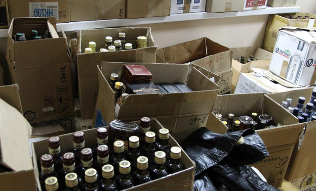 В кировском магазине полицейские изъяли 110 литров алкоголя