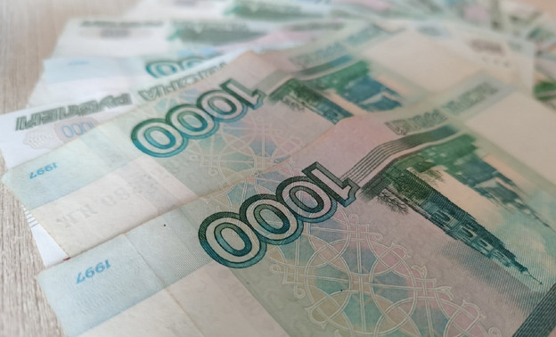 Азартная кировчанка перевела мошенникам 2,4 млн рублей, пытаясь вернуть проигранные на бирже деньги