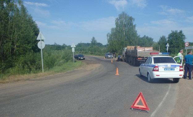 В Кирово-Чепецком районе мотоциклист врезался в «КамАЗ» и погиб