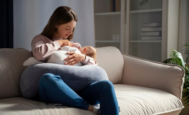 В Госдуме готовят несколько законопроектов, защищающих кормящих матерей