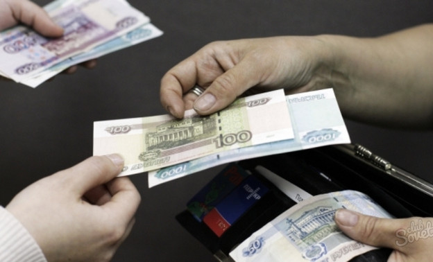 Кировчане хуже всех в стране возвращают займы «до зарплаты»
