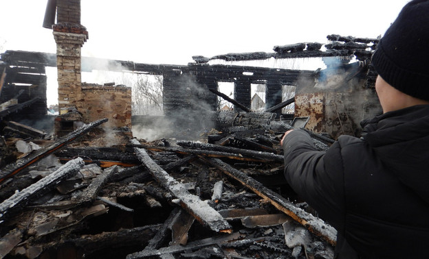 Жителя Кировской области, который сжёг заживо трёх человек, осудили на 17 лет