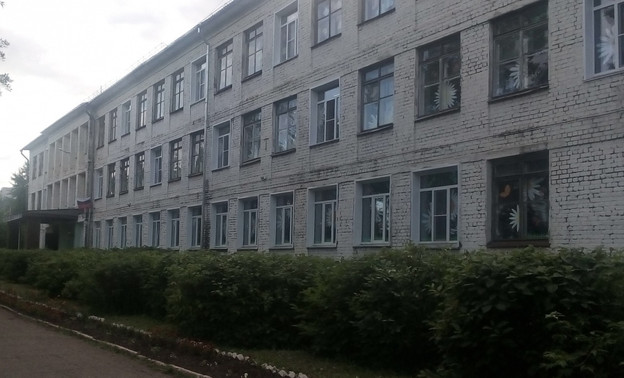 В Кирове начали ремонтировать школу №39