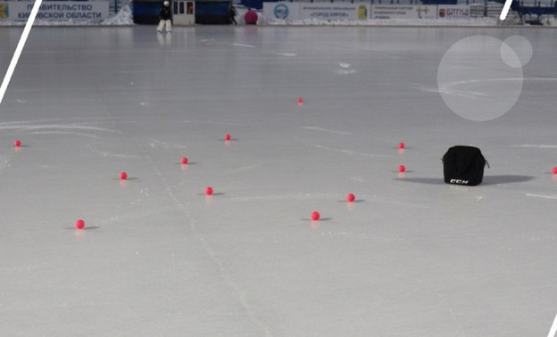 Трёх воспитанников кировской школы «Родина» вызвали в сборную России по хоккею с мячом