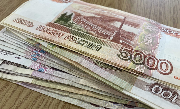Два муниципальных предприятия из Кировской области оштрафовали за долги
