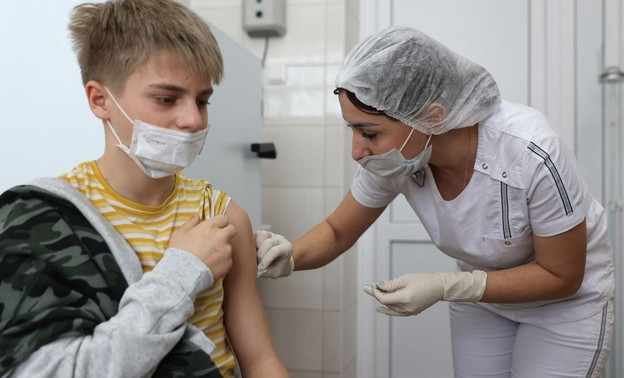 Состав детской вакцины против коронавируса могут поменять