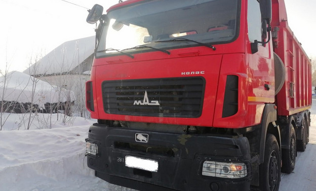 В Слободском водитель грузовика сбил 12-летнего мальчика