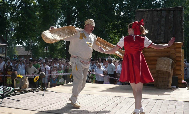 Ярмарка, Лаптева деревня и «Лапти party!»: в Кильмези пройдёт фестиваль «Вятский лапоть»