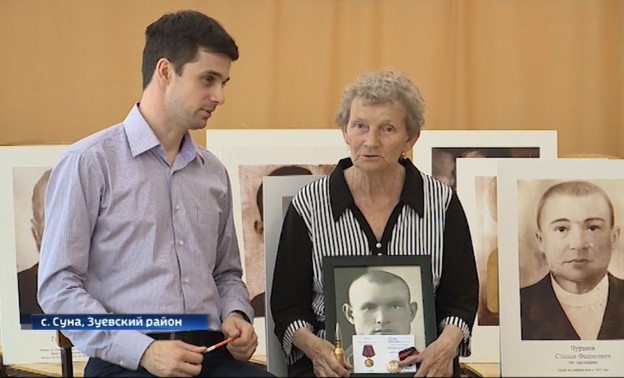 «Бабушка вытирала слёзы»: кировчанке передали запись голоса отца, погибшего в 1942 году