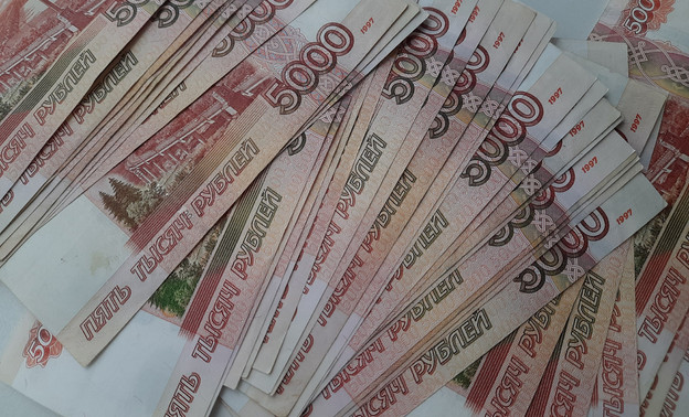 «Сотрудник Центробанка» украл у кировчанки более 1,4 млн рублей
