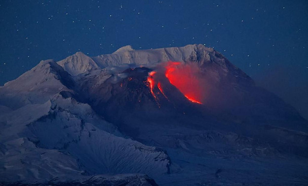 Вулкан на Камчатке готовится к мощному извержению