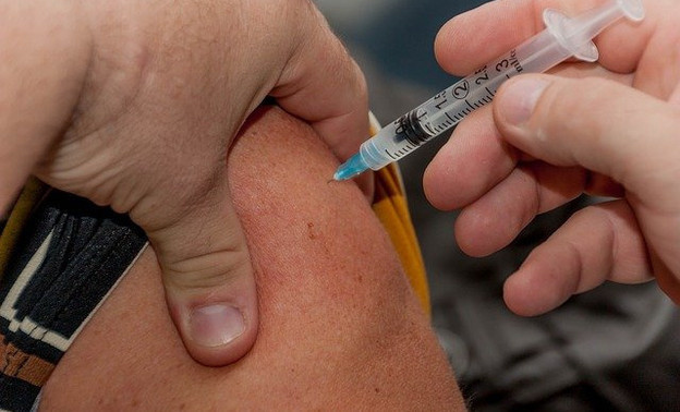 Владимир Путин поручил начать вакцинацию от коронавиуса со следующей недели