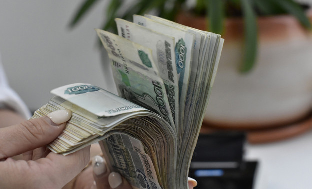 У пожилой кировчанки мошенники выманили 1,5 миллиона рублей