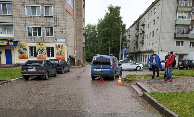 В Кирове иномарка сбила 4-летнюю девочку