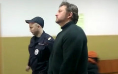 Никиту Белых доставили в Басманный суд (ВИДЕО)