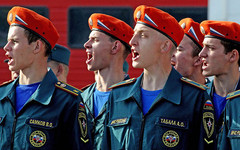 Молодые кировчане могут рассчитывать на бесплатное обучение в вузах МЧС России