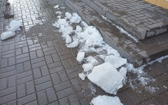 В Яранске управляющая компания выплатит 70 тысяч в пользу 3-летнего ребёнка, на которого упал лёд