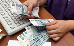 В Омутнинске бухгалтер похитила более 250 тысяч рублей, чтобы оплатить учёбу и свадьбу сына