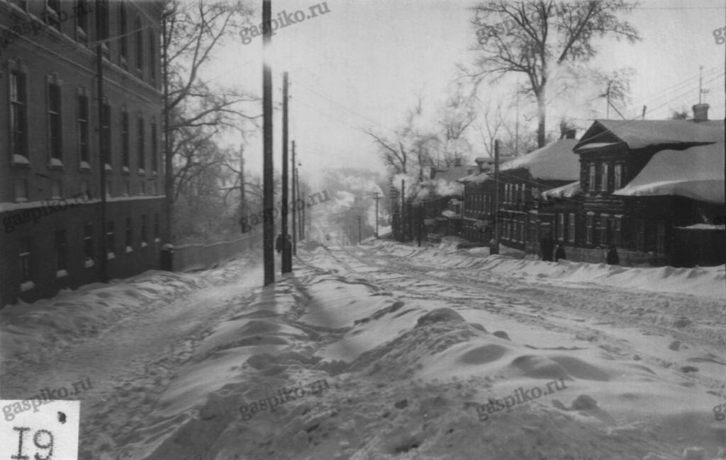 Зима, как снег на голову: проблемы уборки улиц в Кирове полвека назад