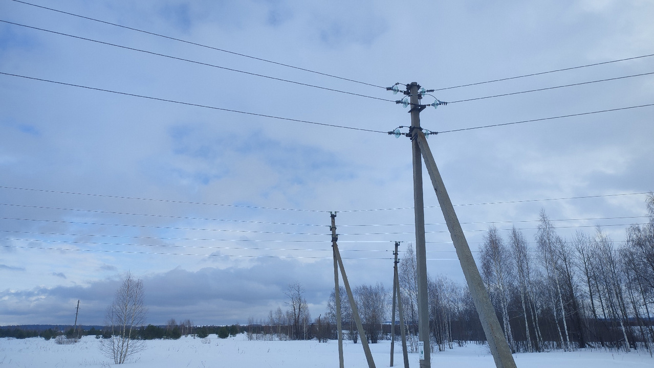 В четверг в разных районах Кирова отключат электричество | 20.03.2024 |  Киров - БезФормата