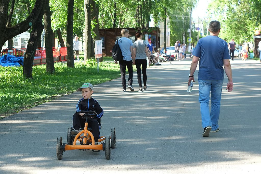 Лето в Кирове: отдыхаем с детьми, прыгаем с тарзанки и катаемся на пони